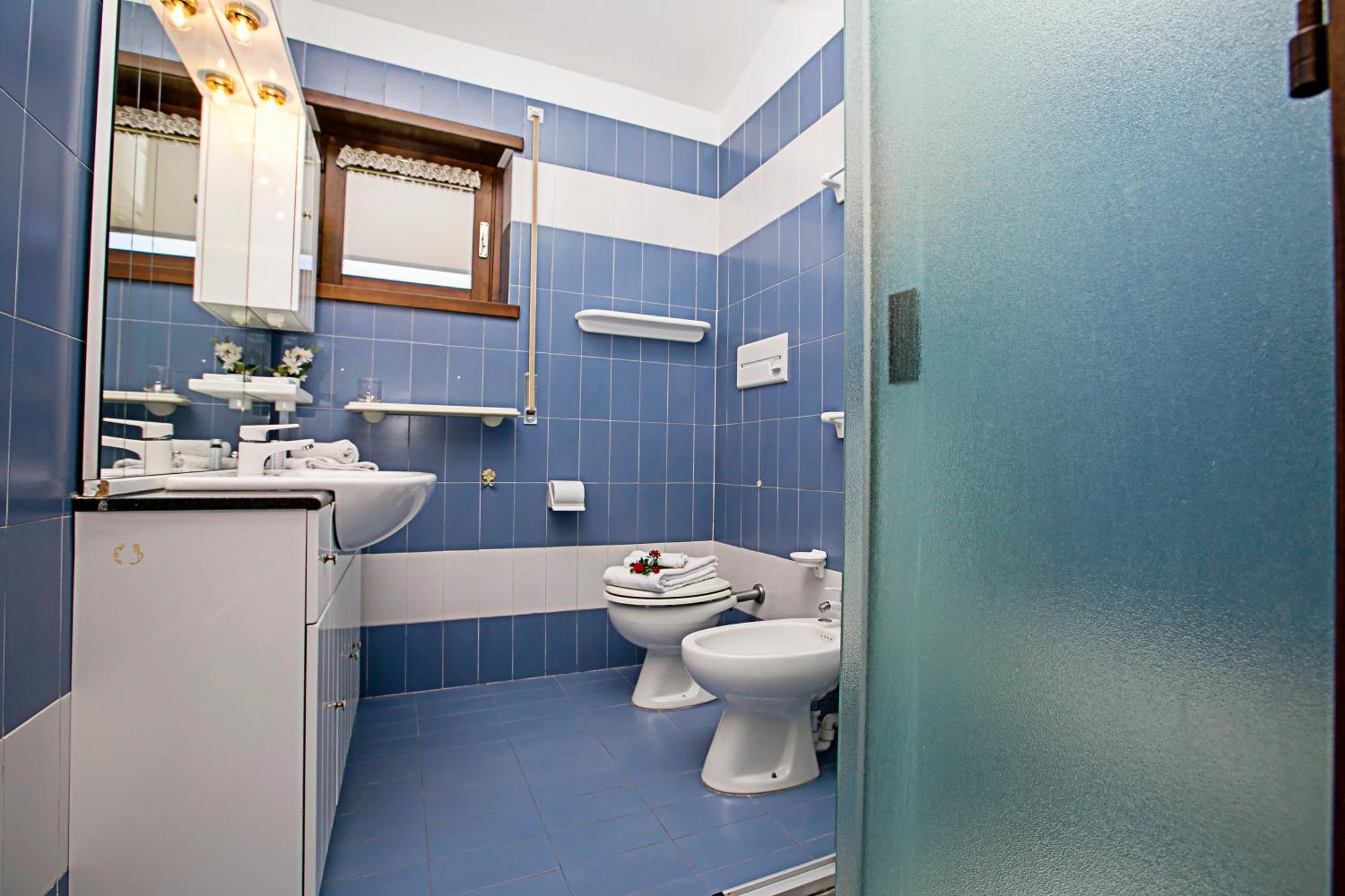 Residence Christina Due Laghi - Happy Rentals Tenno Exteriör bild